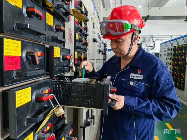 万店优配 【中国梦·大国工匠篇】库尔班江·巴拉提：用创新护航企业高质量发展